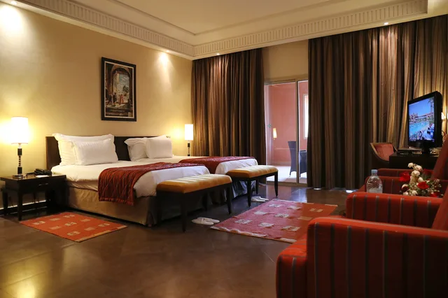 غرفة بريميوم بإطلالة على المسبح مفردة بسريرين منفصلين، Kenzi Menara Palace 1/1