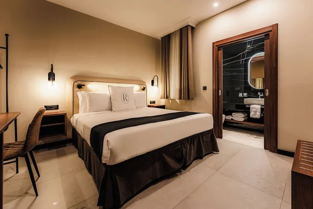 غرفة سوبيريور بسرير كينج، Royale Sainte Helene Boutique Hotel 3/7