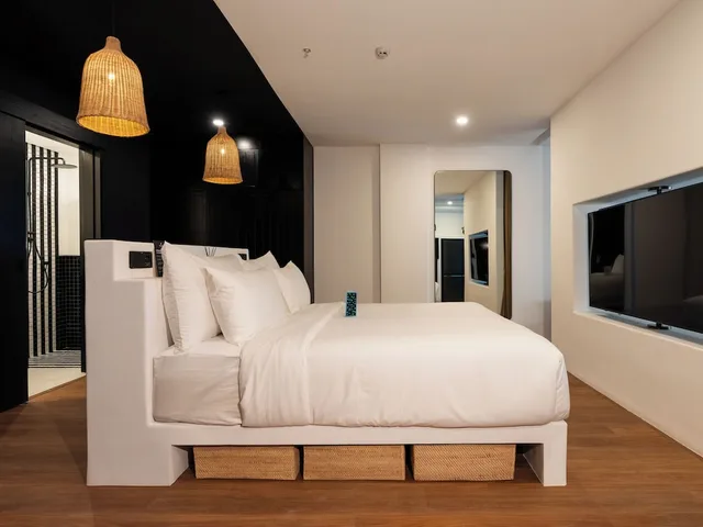 1 Bedroom, Deluxe, Suite, King Bed, Pool Access، Kiara Beachtown Nusa Dua 1/6