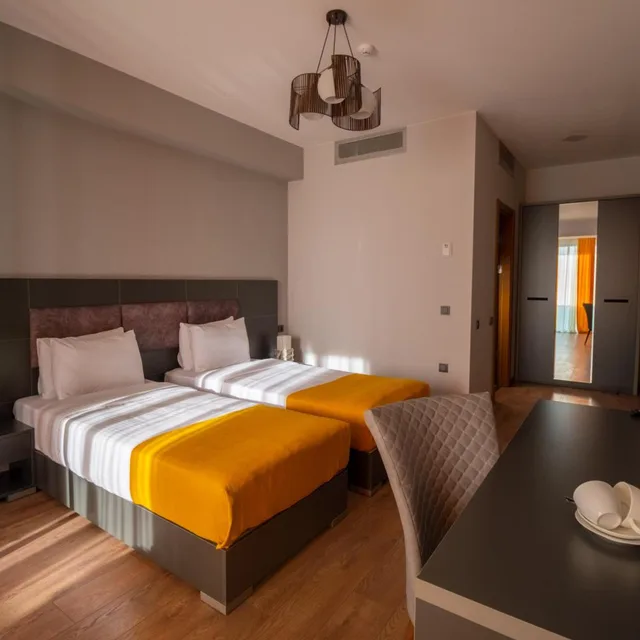 Deluxe, Double or Twin Bed, Balcony, Jazz Hotel 5/8