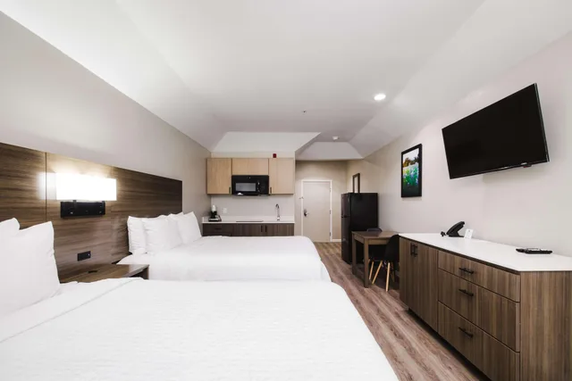 غرفة بسريرين كوين لذوي الإعاقة، SureStay Studio by Best Western Conroe Downtown 1/10