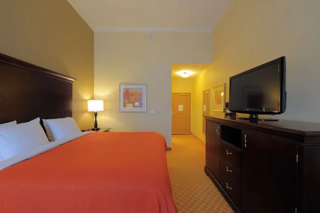 غرفة بسرير كينج لذوي الإعاقة، Country Inn & Suites By Radisson, Columbia At Harbison, SC 1/2