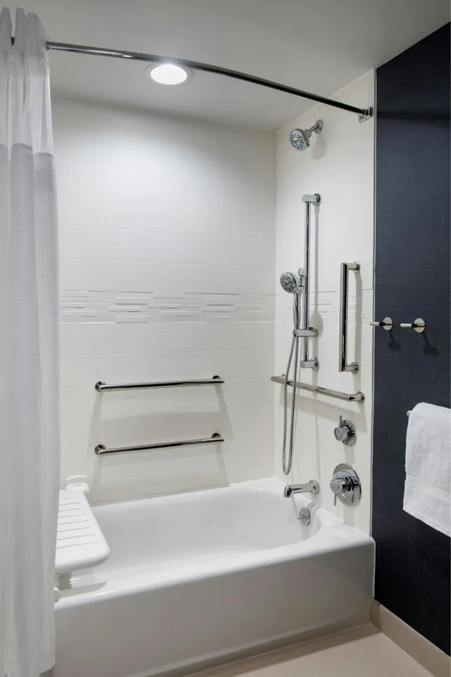 Studio, Queen Bed, Sofa, Accessible, Residence Inn By Marriott Lancaster 5/8