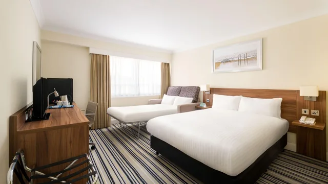 Room, Double Bed, Lateral Side Sea View، Holiday Inn Brighton Seafront Hotel 9/10