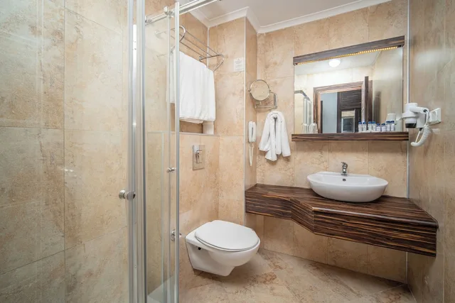 غرفة قياسية ثلاثية، Sunny Hill Alya Hotel 5/8