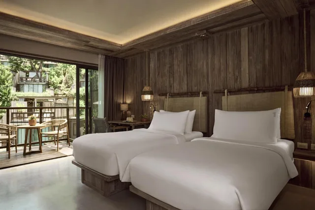 جناح بسريرين منفصلين وسرير كينج بإطلالة على الحديقة بغرفتي نوم، Dinso Resort 4/18