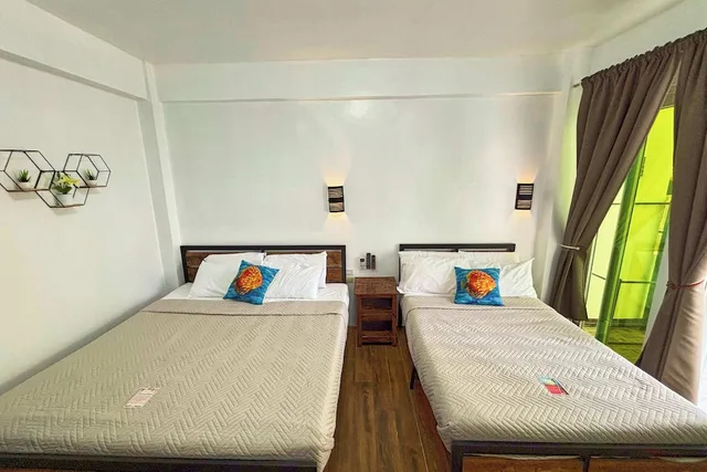 غرفة ديلوكس بسرير كينج بشرفة، Arkipelago Beach Resort 1/10