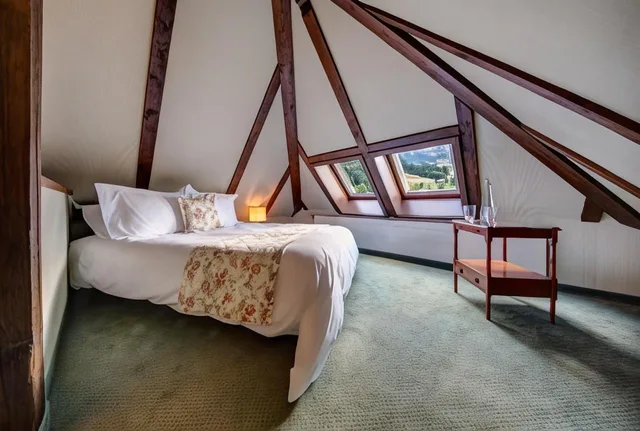 Maisonette, Queen Bed، Hotel Regina Wengen 1/2
