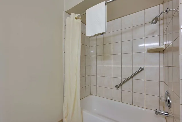 غرفة بسرير كينج، Econo Lodge Woodland near I-5 8/8