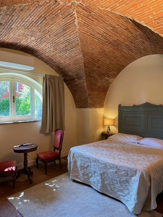 غرفة كلاسيكية بسرير كينج، Hotel Villa Sermolli 2/6