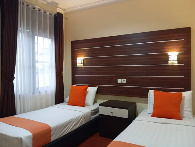 2 Rooms, Orchid, Twin Beds، Alamsagita Puncak Hotel & Resort 1/4