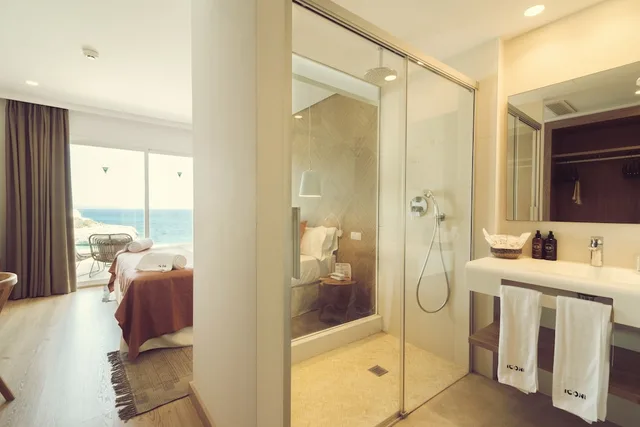 غرفة قياسية بسرير مزدوج بإطلالة على البحر، ICON Valparaiso - Adults Only 5/5