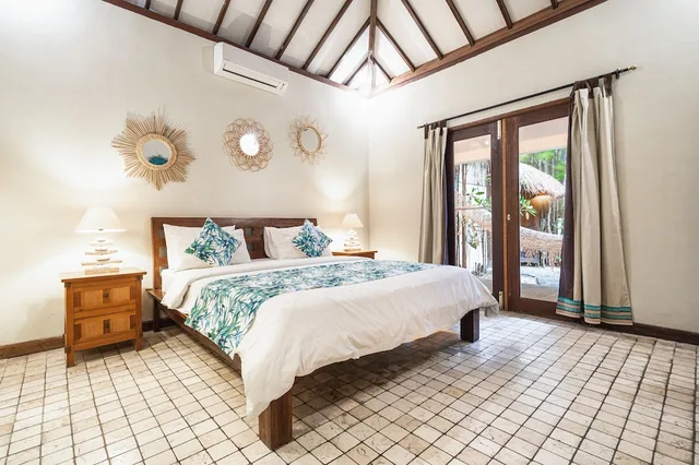 فيلا بسريرين كوين بغرفتي نوم، Tir Na Nog Gili Trawangan Accommodation 1/7