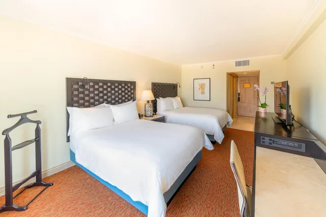 غرفة كلاسيكية بسريرين منفصلين مع دخول الصالة، Intercontinental San Pedro Sula 3/5