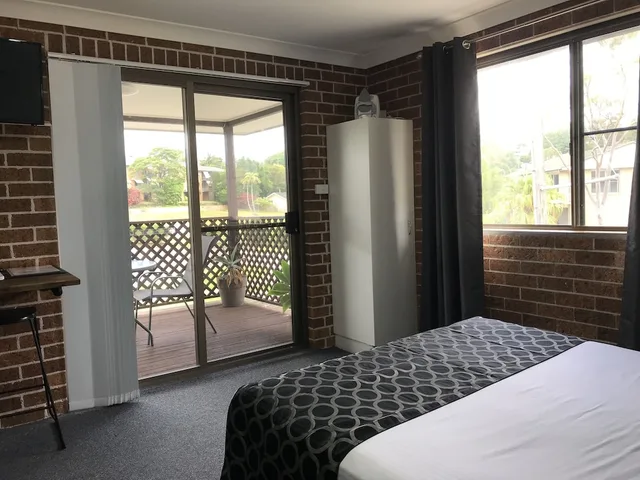 غرفة ديلوكس بسرير كوين بشرفة، Coffs Shearwater Motel 3/6