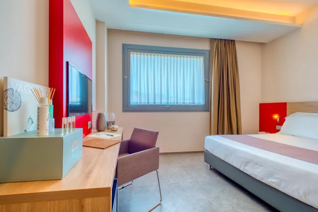 غرفة بسرير مزدوج أو سريرين منفصلين بحمام خاص، Hotel Bramante Spa 8/10