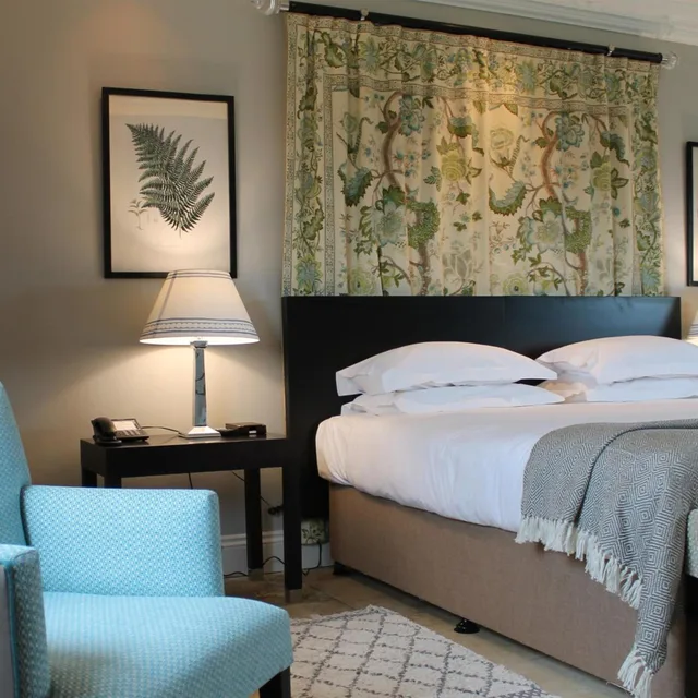 غرفة ديلوكس بسرير مزدوج بحوض استحمام، Bowood Hotel and Spa 5/8