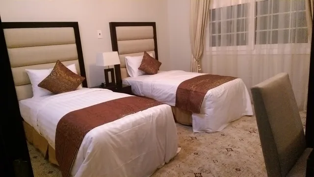 فيلا ديلوكس بسرير كينج وسريرين فرديين بـ3 غرف نوم، منتجع واحة ميرال الطائف(Meral Oasis Resort Taif) 7/10