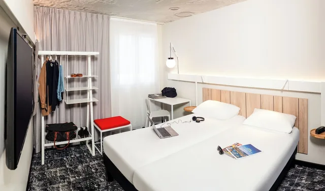 غرفة قياسية بسريرين منفصلين، Ibis Pontarlier 2/7