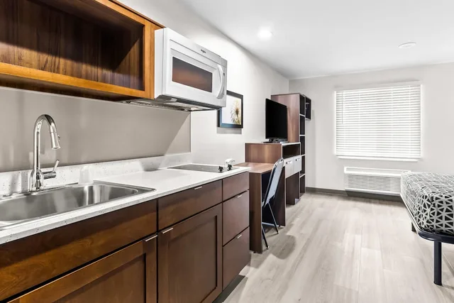 جناح بسرير كوين، WoodSpring Suites South Houston Hobby 4/4
