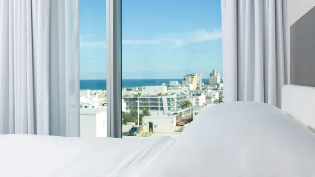 غرفة ديلوكس بسرير مزدوج بإطلالة على البحر، Hyatt Centric South Beach Miami 1/1