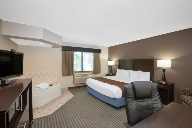 جناح لذوي الإعاقة، Americinn By Wyndham Lincoln North 1/3