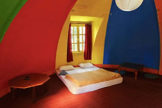 غرفة سوبيريور رباعية بسريرين مزدوجين بإطلالة على الحديقة بحمام خاص، Hotel At The End Of The Universe 2/2