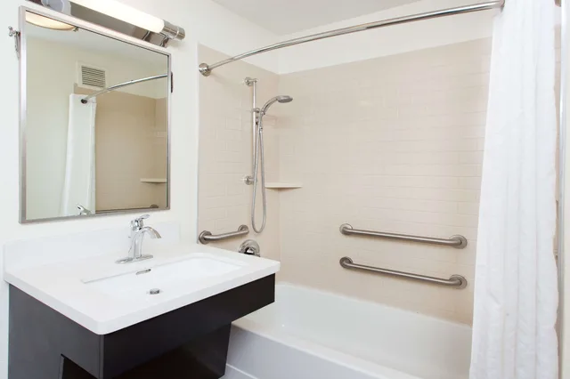 جناح بسريرين مزدوجين بغرفة نوم واحدة، Sonesta Simply Suites Dallas Las Colinas 7/7
