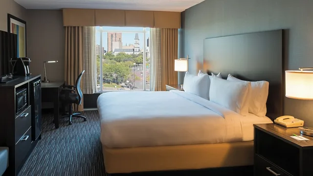 غرفة قياسية بسرير كينج، Holiday Inn St. Paul Downtown 1/4