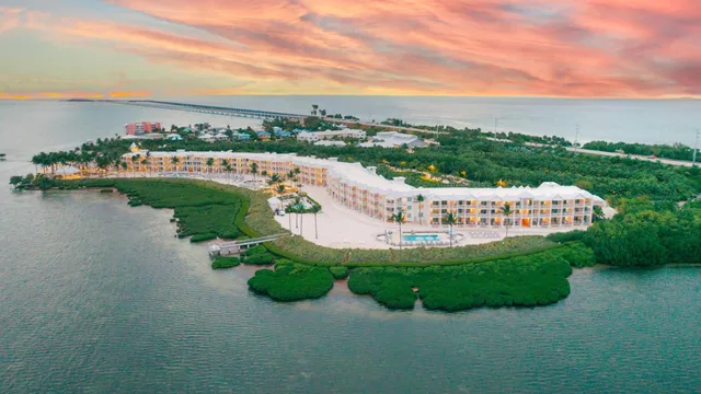 غرفة بسريرين مزدوجين، Isla Bella Beach Resort 1/1