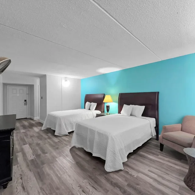 غرفة قياسية بسرير مزدوج، Crystal Palace Resort 1/8