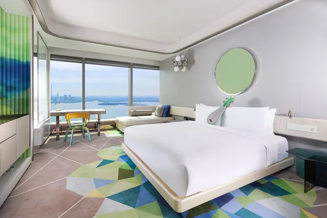 Mega, King Bed, Lake View, High Floor، W Suzhou 3/5