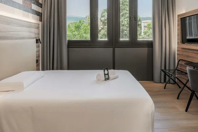 غرفة قياسية مفردة، B&B HOTEL Prato City Center 3/8