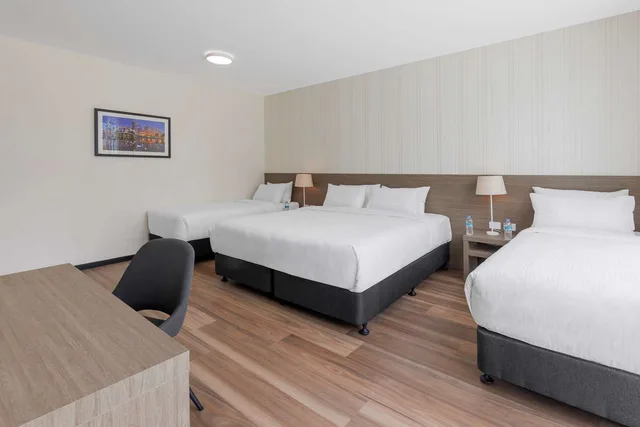 غرفة تنفيذية بسريرين منفصلين وسرير كينج بإطلالة على المدينة، Best Western Queen Victoria Market Hotel 10/13