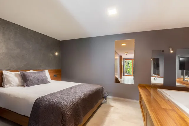 جناح بسرير كينج بجاكوزي، Galano Suites Alacati 1/2