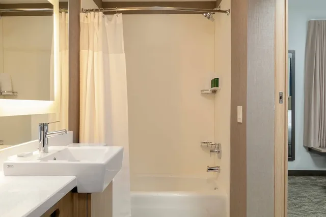جناح بسريرين كوين مع أريكة، SpringHill Suites by Marriott Cape Canaveral Cocoa Beach 6/10