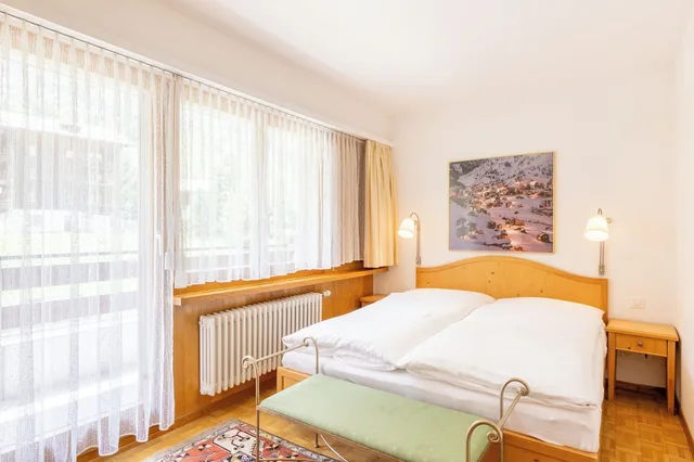 شقة عائلية بإطلالة على الجبل بغرفتي نوم مع أريكة، Hotel Parnass 3/4