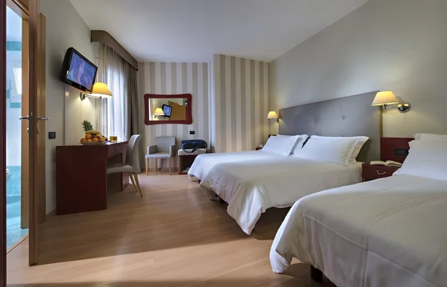 غرفة بسرير مزدوج أو سريرين منفصلين، Orient And Pacific 3/5