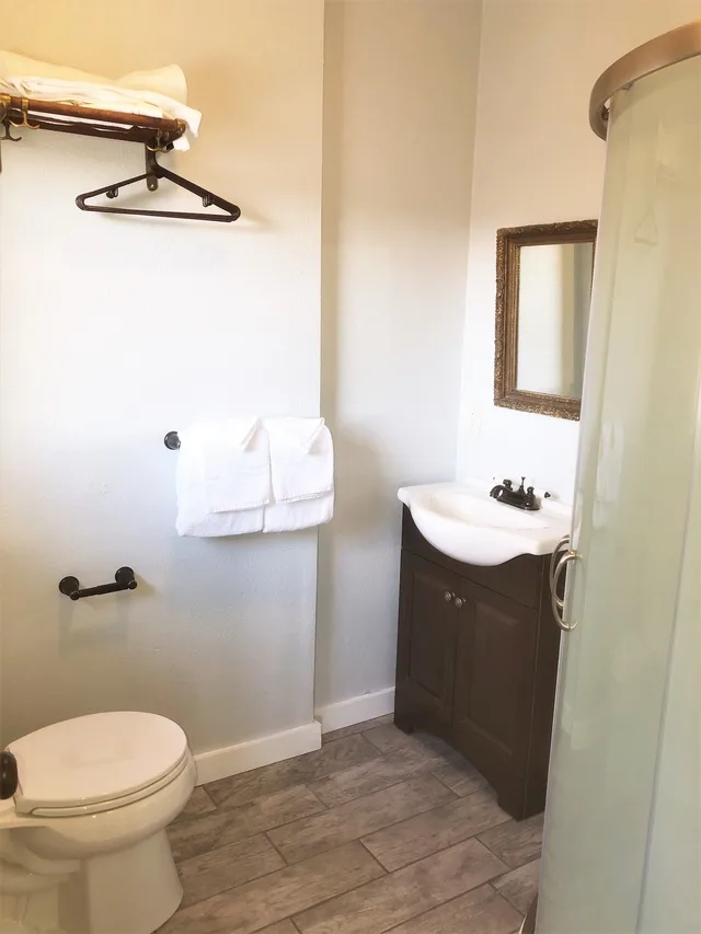 غرفة بريميوم بسرير كوين بحمام خاص، The College Inn 9/10