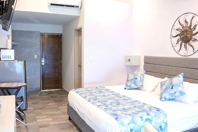 غرفة فاخرة بسرير مزدوج، Santorini Casablanca 1/9