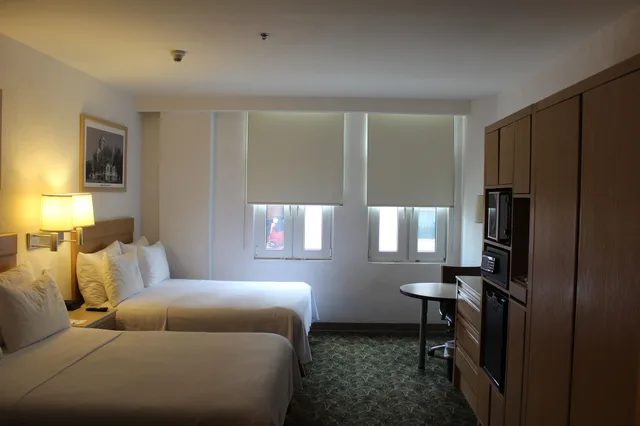 غرفة سوبيريور بسريرين مزدوجين، Hotel Monterrey Macroplaza 3/9