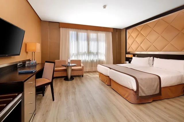 غرفة قياسية بسرير مزدوج أو سريرين منفصلين، HCC St. Moritz 3/10