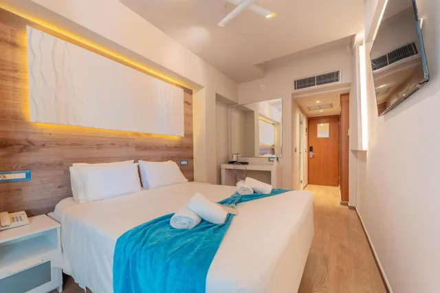 غرفة بشرفة، Arte Hotel 2/10