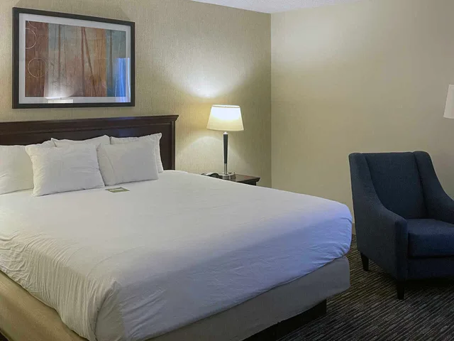 غرفة بسرير كينج، Prado Hotel 3/4