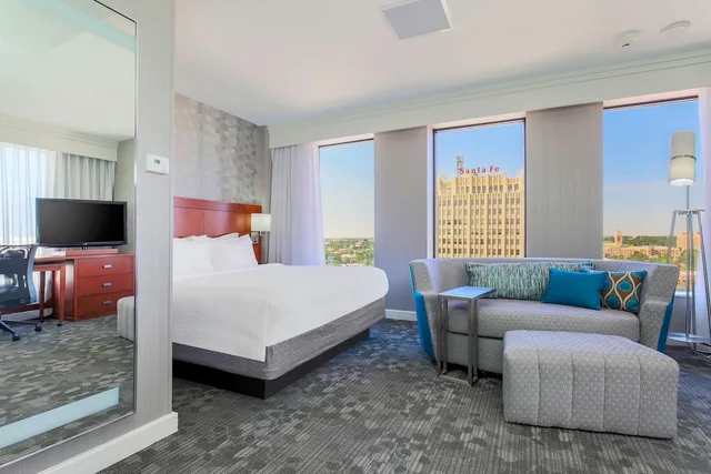 Room, King Bed, Accessible, Courtyard By Marriott Amarillo Downtown 1/2