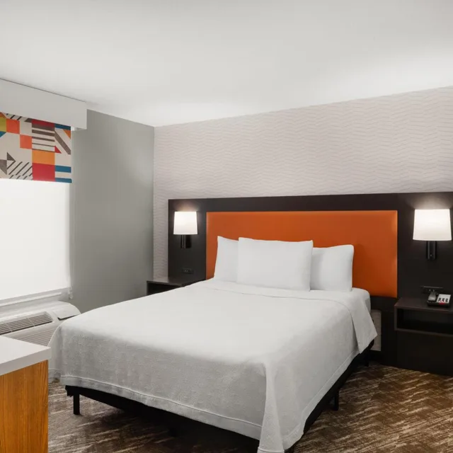 1 Bedroom, Suite, Queen Bed, Sofa, Home2 Suites by Hilton Alexandria 2/7