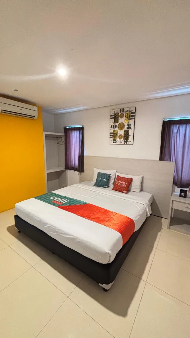 جناح بسرير كينج، LG Hotel Jember 1/2