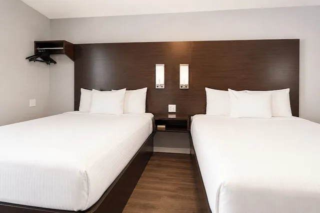 غرفة بسريرين كوين، Envi Boutique Hotel 4/10