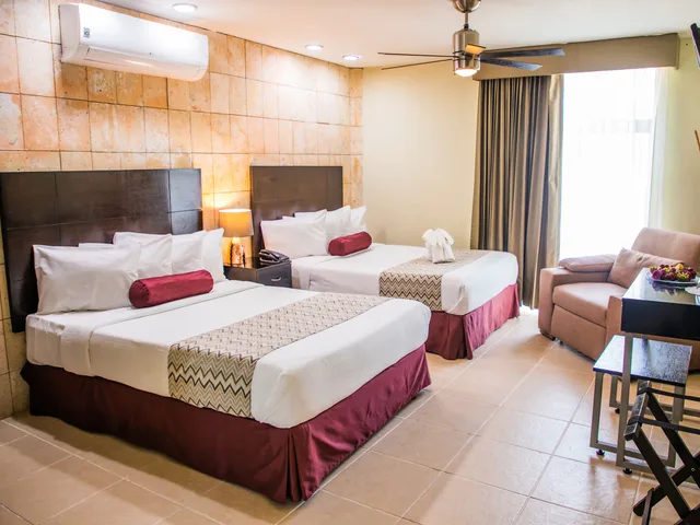 جناح جونيور، H177 Hotel 1/5