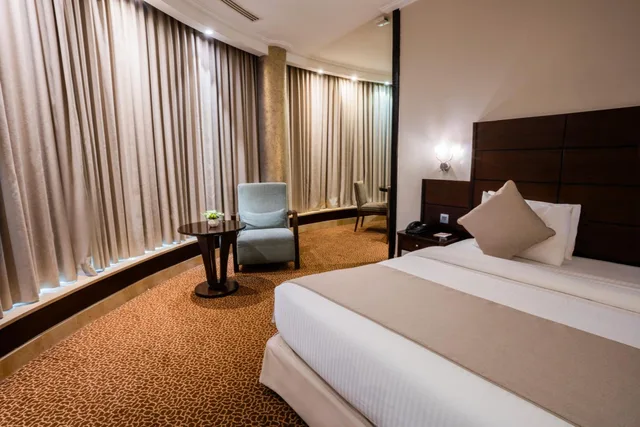 جناح بانورامي، Ayass Hotel 1/10